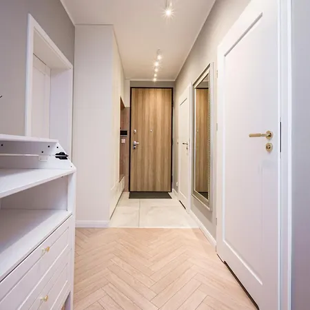 Old Town - 63m2, Riverside View - By Rentujemy Apartamento *