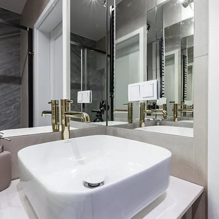 Old Town - 63m2, Riverside View - By Rentujemy Wrocław