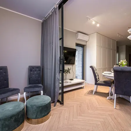 Old Town - 63m2, Riverside View - By Rentujemy Apartamento