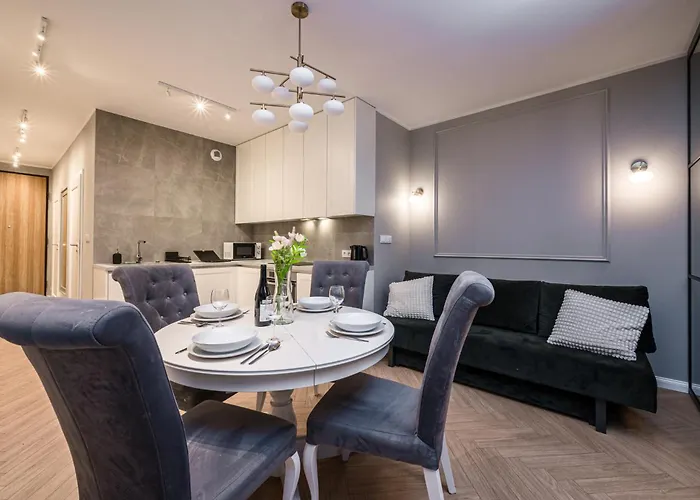 Old Town - 63m2, Riverside View - By Rentujemy Apartment *